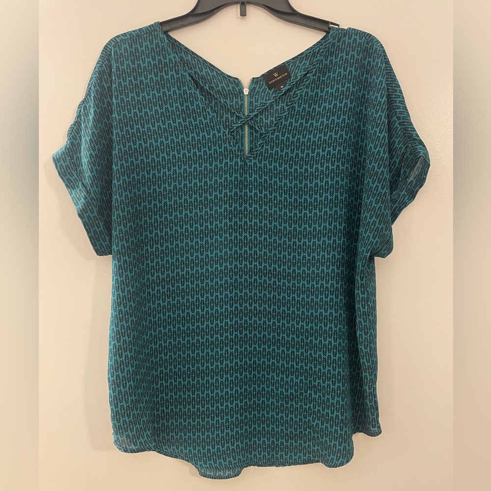 Size Medium Worthington Criss Cross Blouse